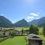 公寓 In Neukirchen With Mountain Views Rosenthal