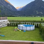 Apartment In Neukirchen With Mountain Views *