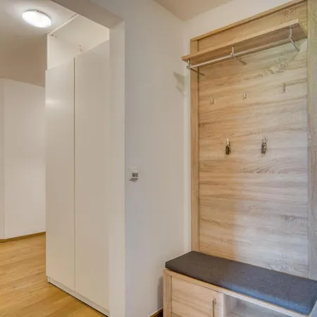 Apartament In Neukirchen With Mountain Views