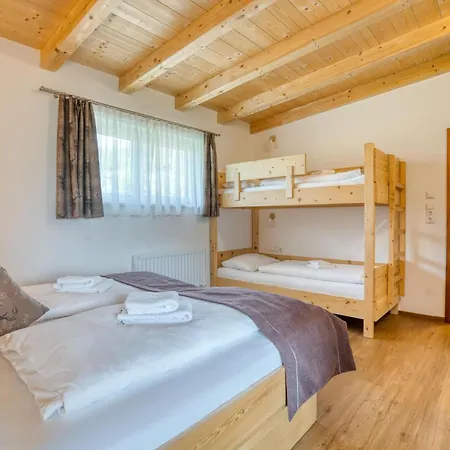 In Neukirchen With Mountain Views Apartament *