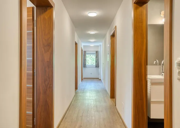 In Neukirchen With Mountain Views Appartement