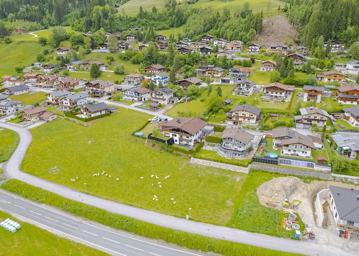 In Neukirchen With Mountain Views *